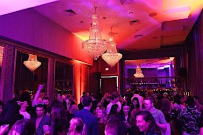 Singles Mixer in Arlington, VA!